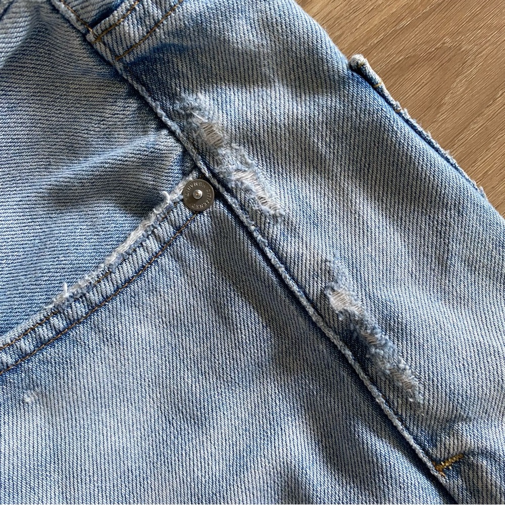 Citizens of Humanity McKenzie curved straight leg light wash distressed jeans 28 - Picture 10 of 11